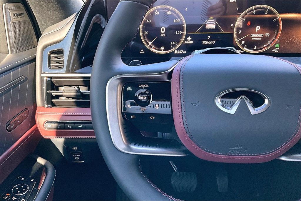 2027 INFINITI QX80 AUTOGRAPH