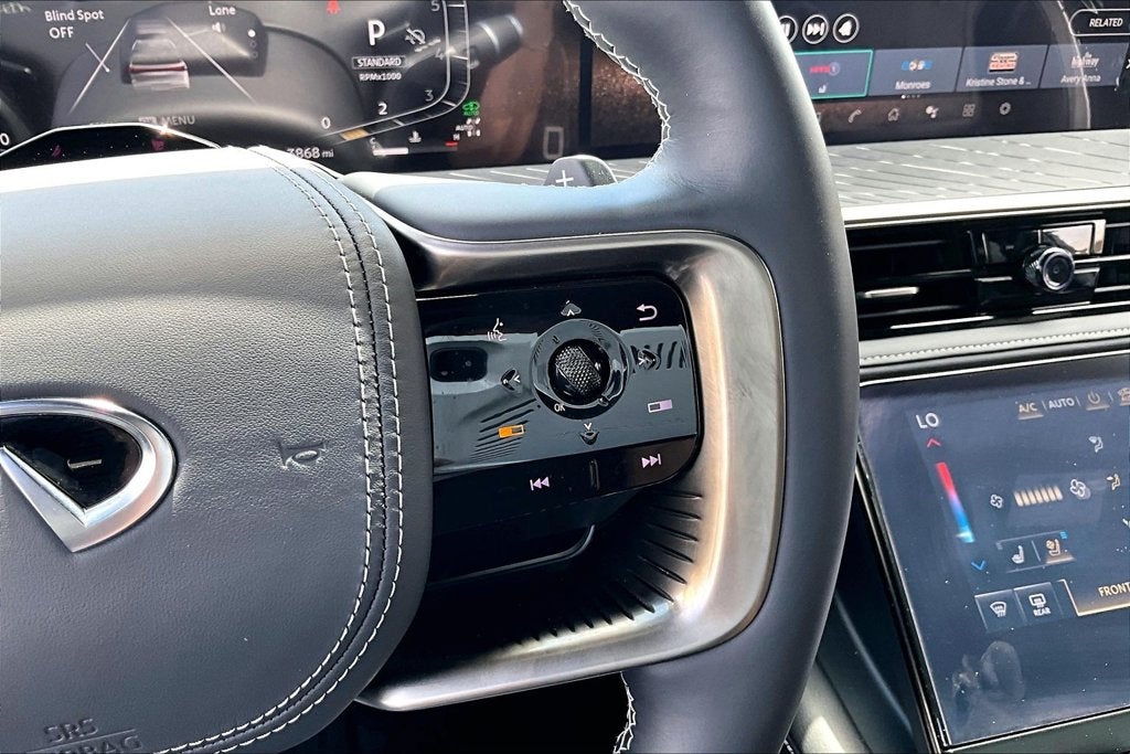 2027 INFINITI QX80 AUTOGRAPH