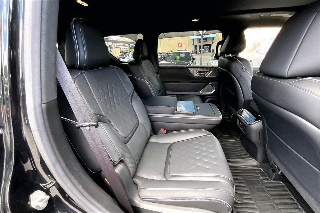 2027 INFINITI QX80 AUTOGRAPH