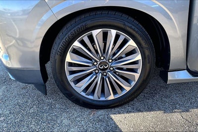 2025 INFINITI QX80 SENSORY