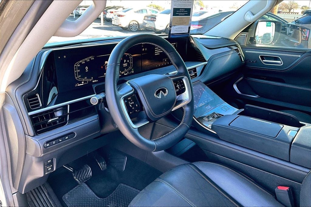 2025 INFINITI QX80 SENSORY