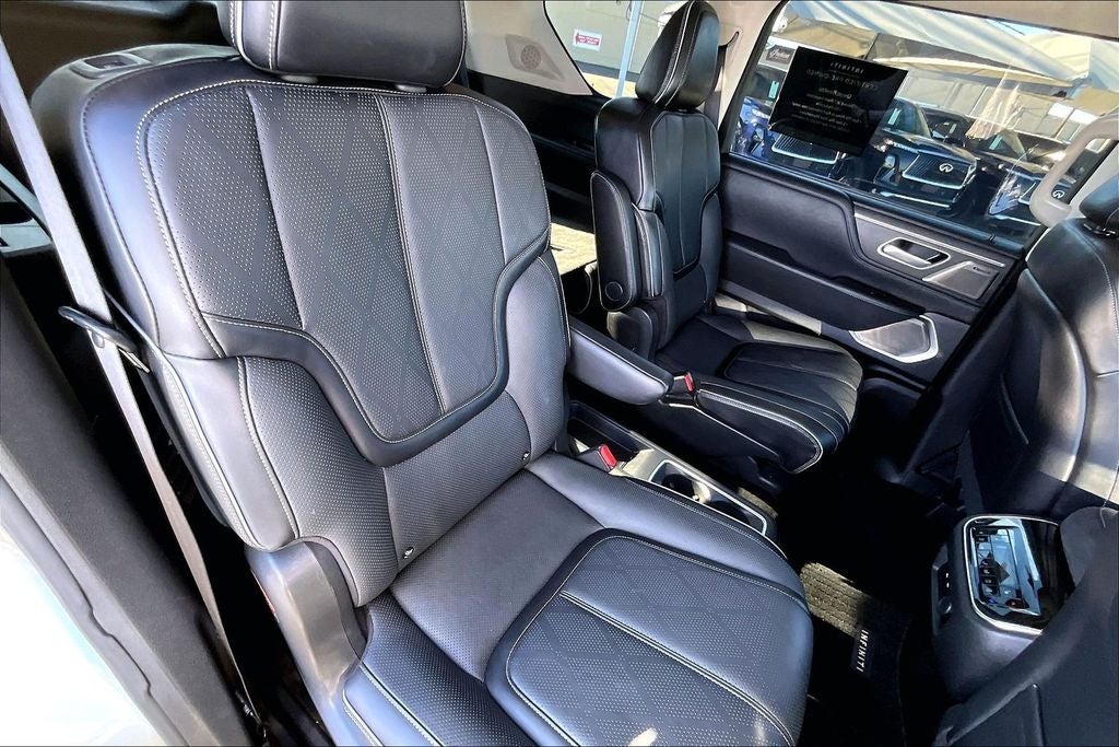 2025 INFINITI QX80 SENSORY