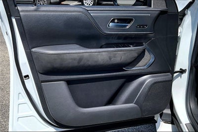 2025 INFINITI QX80 SENSORY