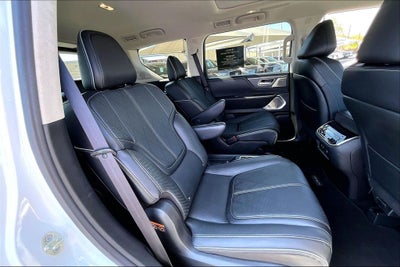 2025 INFINITI QX80 SENSORY