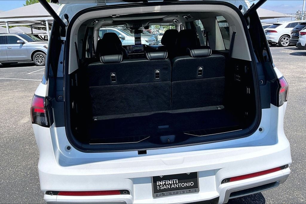 2025 INFINITI QX80 SENSORY