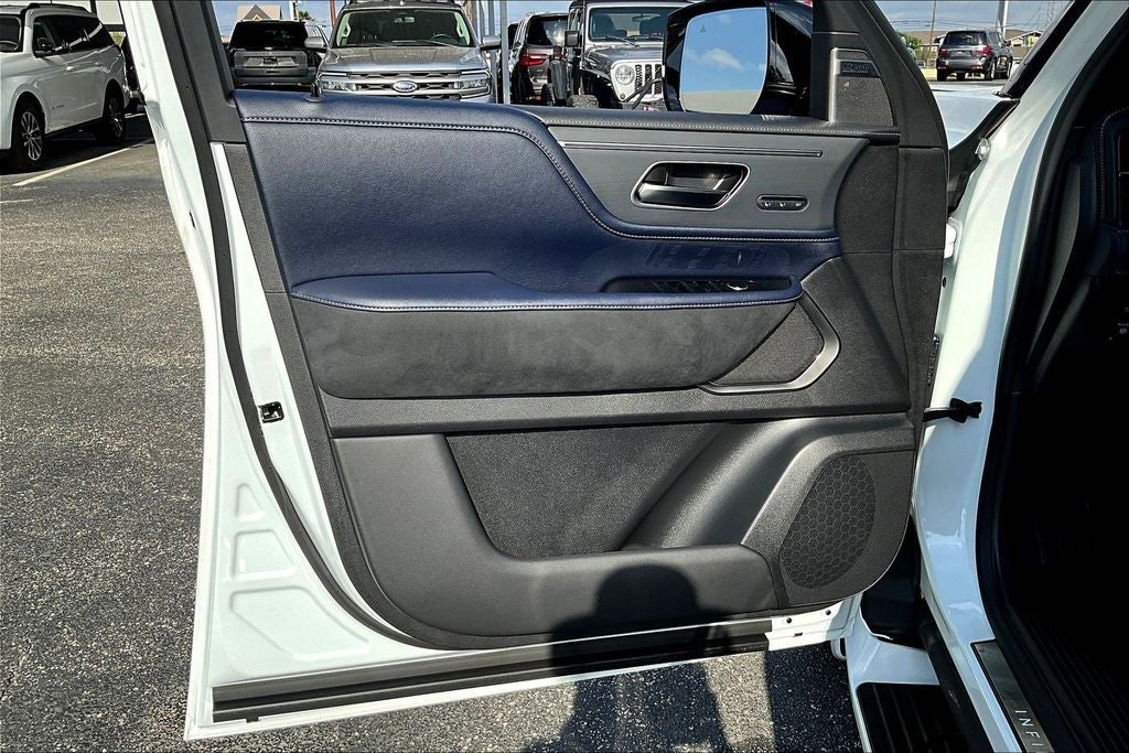 2026 INFINITI QX80 SPORT