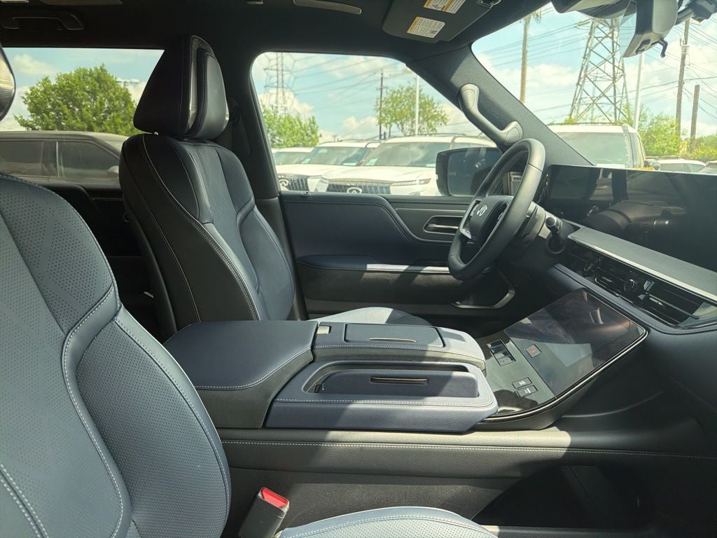 2026 INFINITI QX80 SPORT