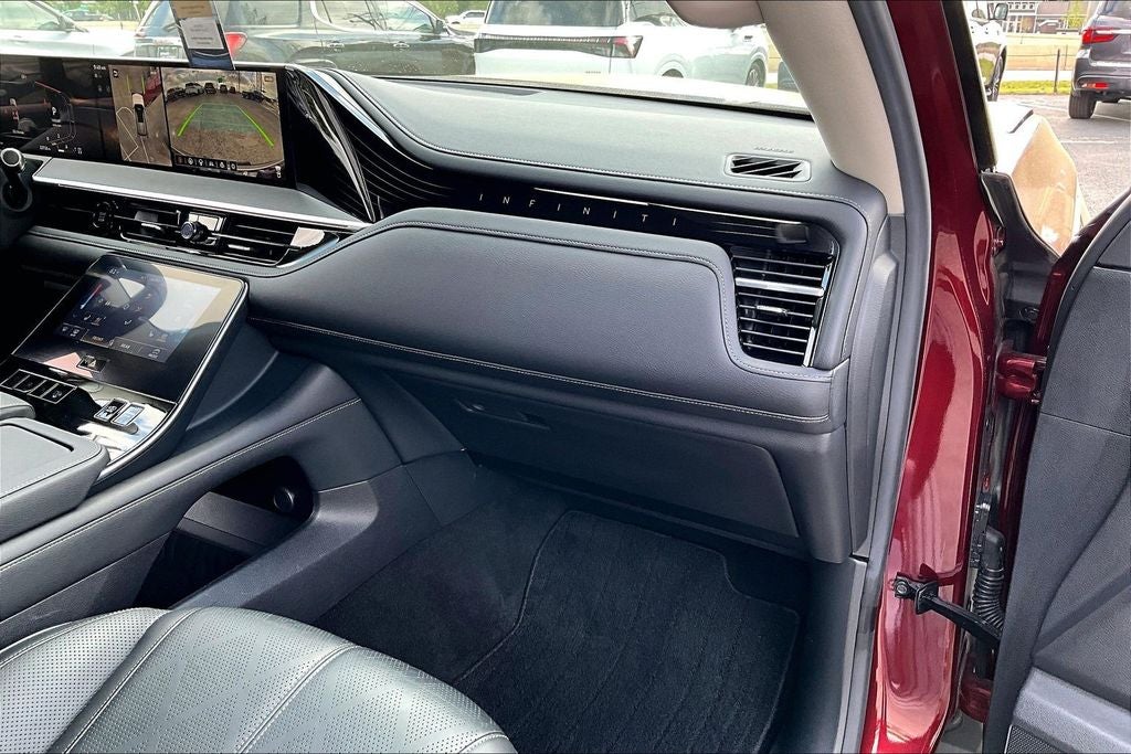 2025 INFINITI QX80 SENSORY