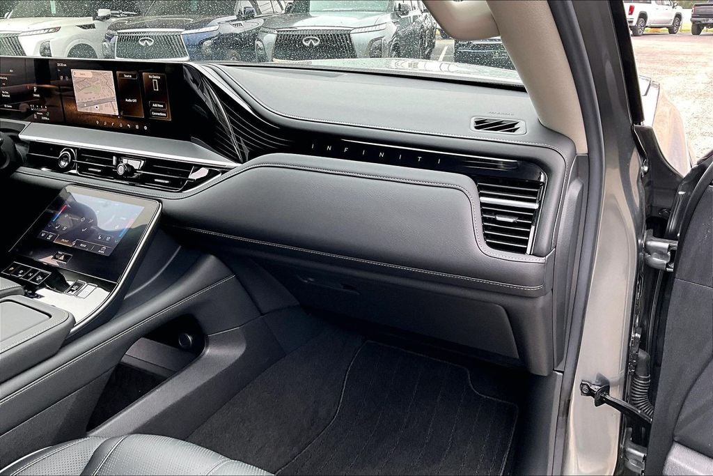 2025 INFINITI QX80 SENSORY