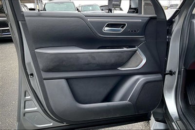 2025 INFINITI QX80 SENSORY
