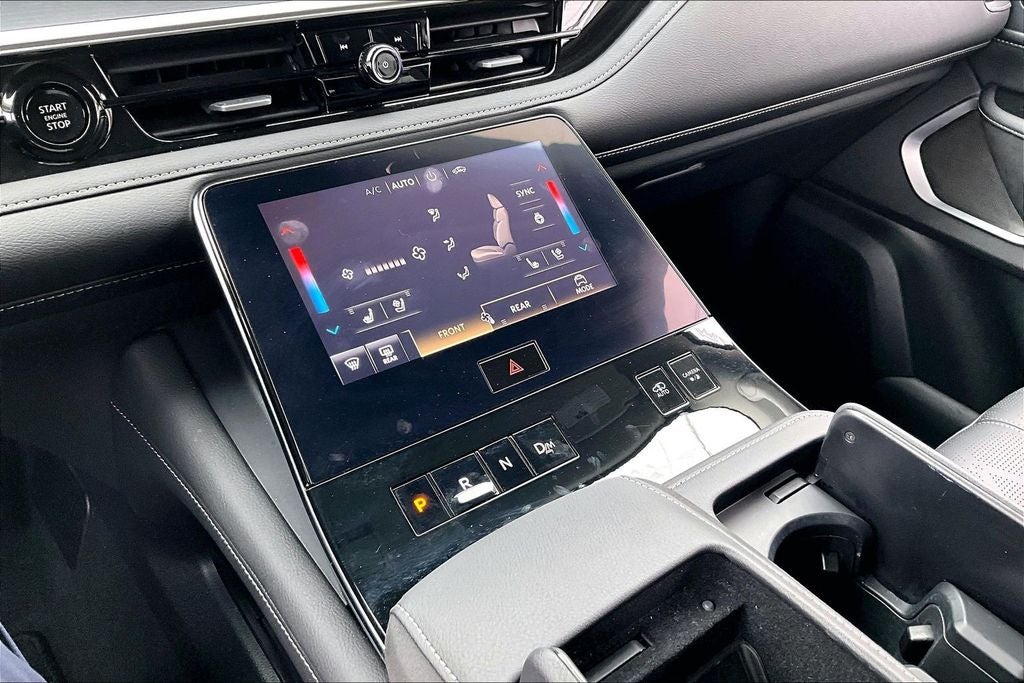 2025 INFINITI QX80 SENSORY