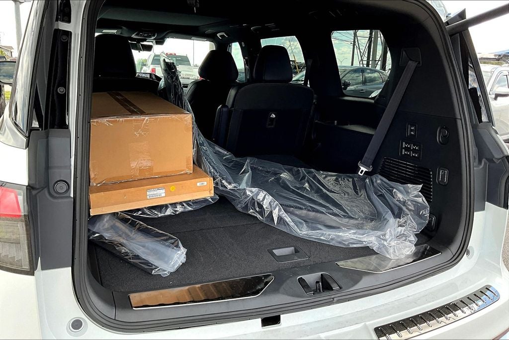 2026 INFINITI QX80 SPORT