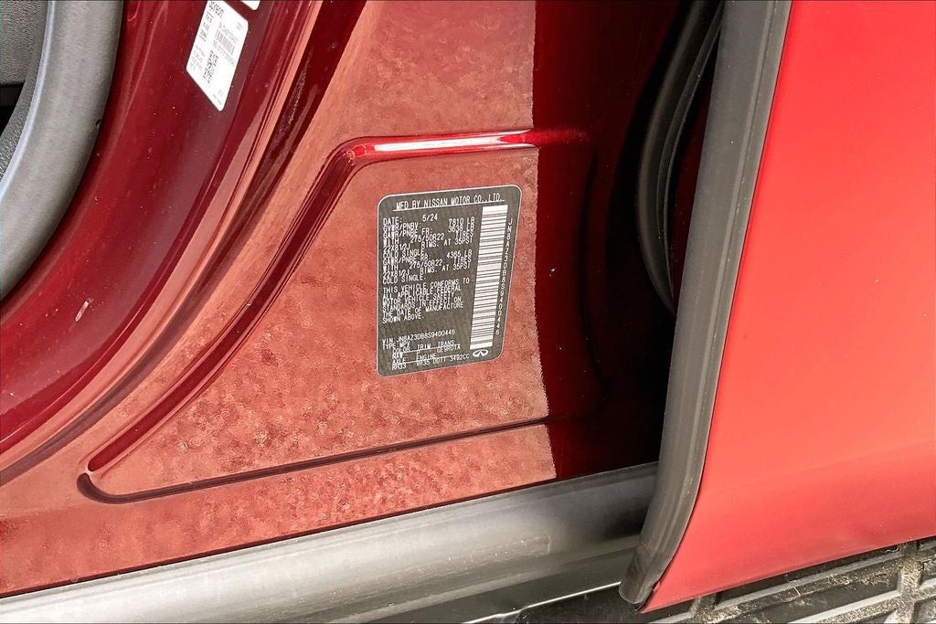 2025 INFINITI QX80 SENSORY