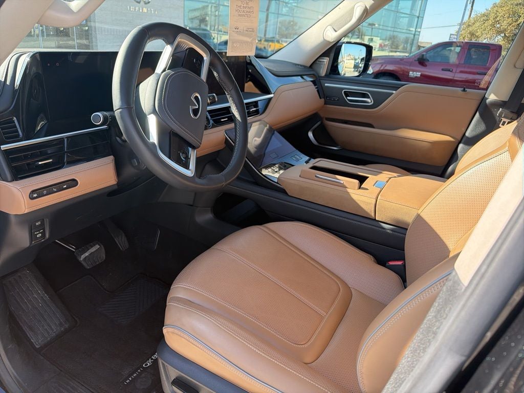 2025 INFINITI QX80 SENSORY