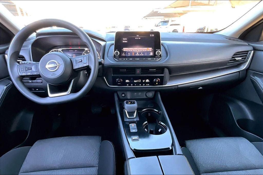 2024 Nissan Rogue SV