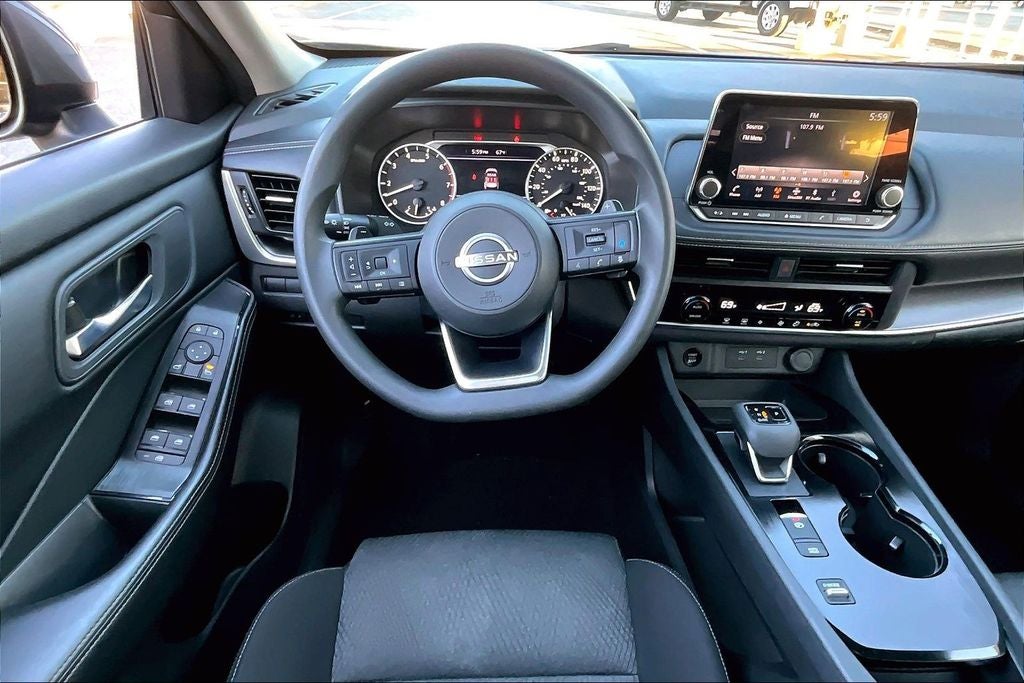 2024 Nissan Rogue SV