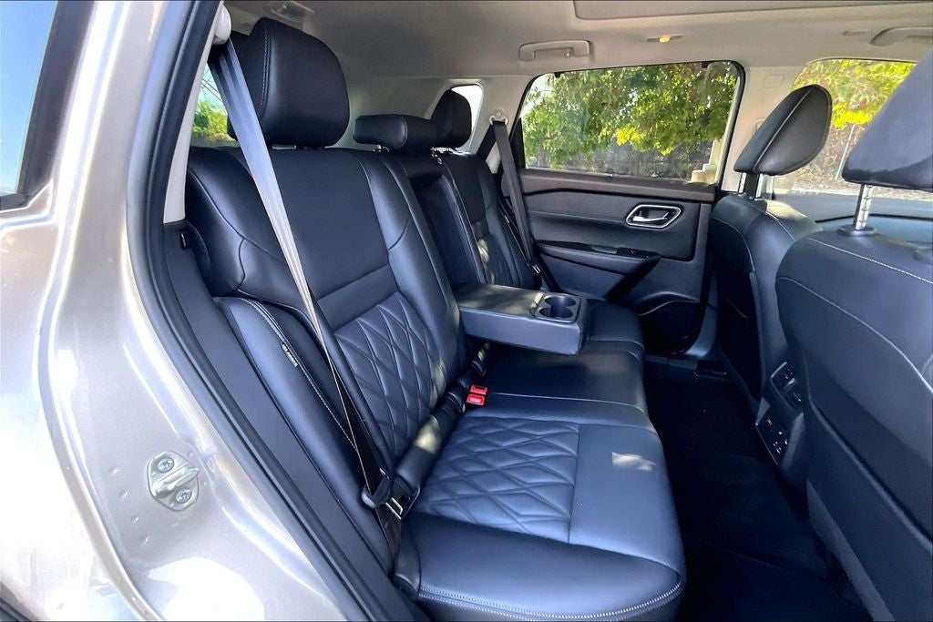 2022 Nissan Rogue Platinum