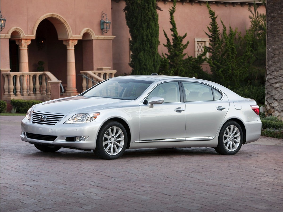 2010 Lexus LS 500 460's photo