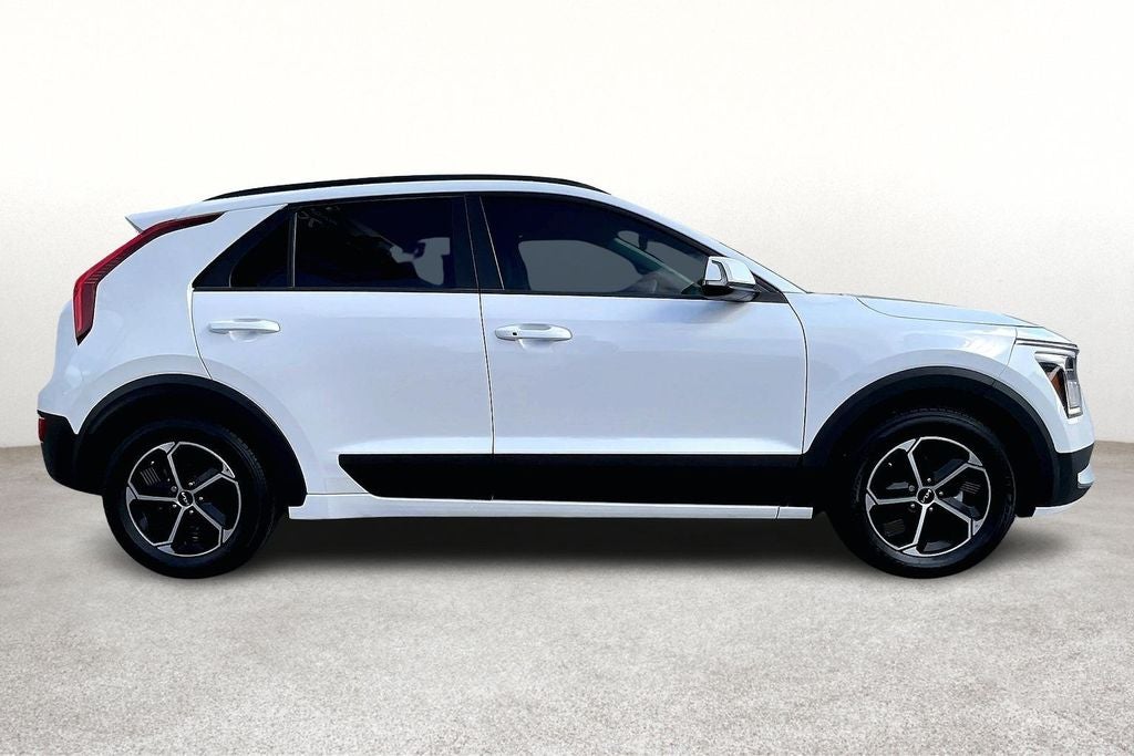 2023 Kia Niro EX