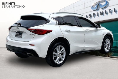 2018 INFINITI QX30 Premium