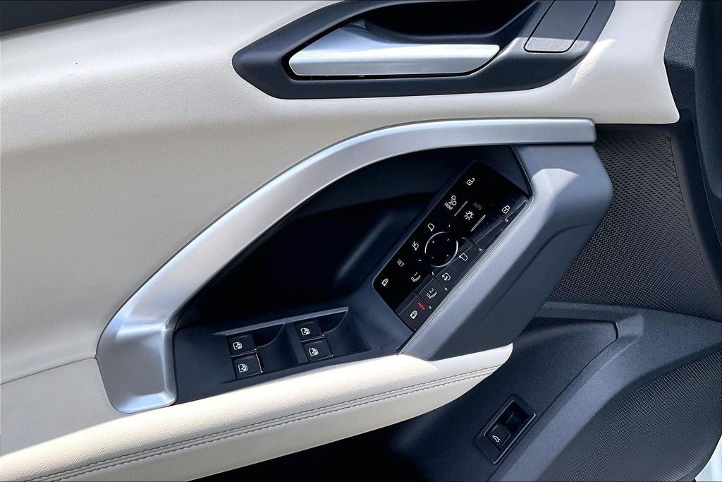 2025 Audi Q5 2.0T Prestige quattro