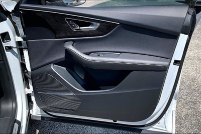 2023 Audi Q8 55 Premium Plus quattro