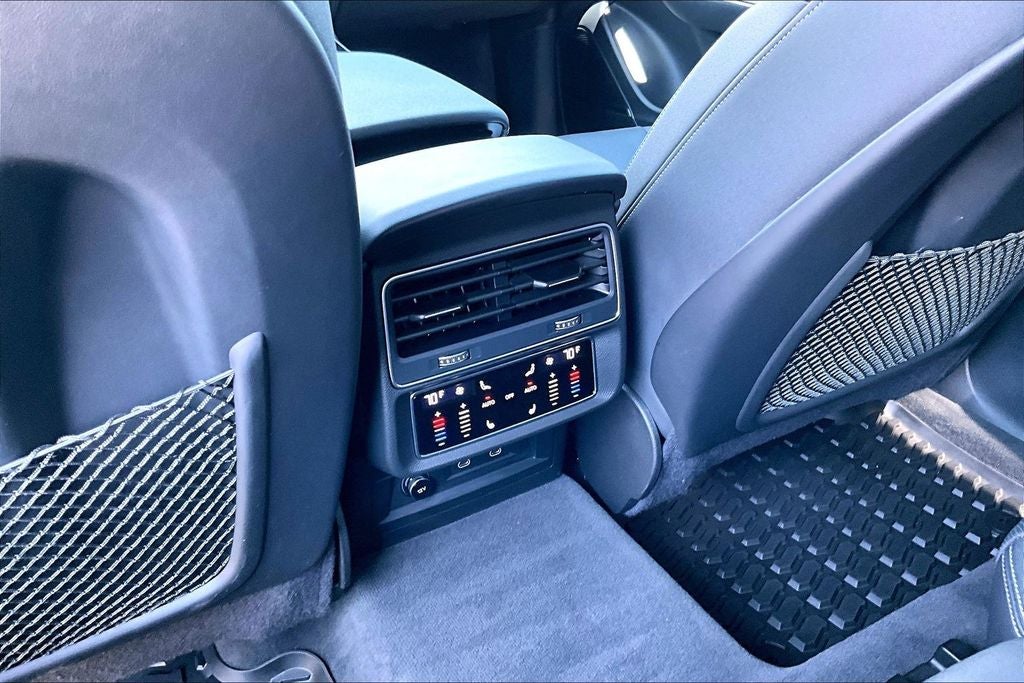 2023 Audi Q8 55 Premium Plus quattro
