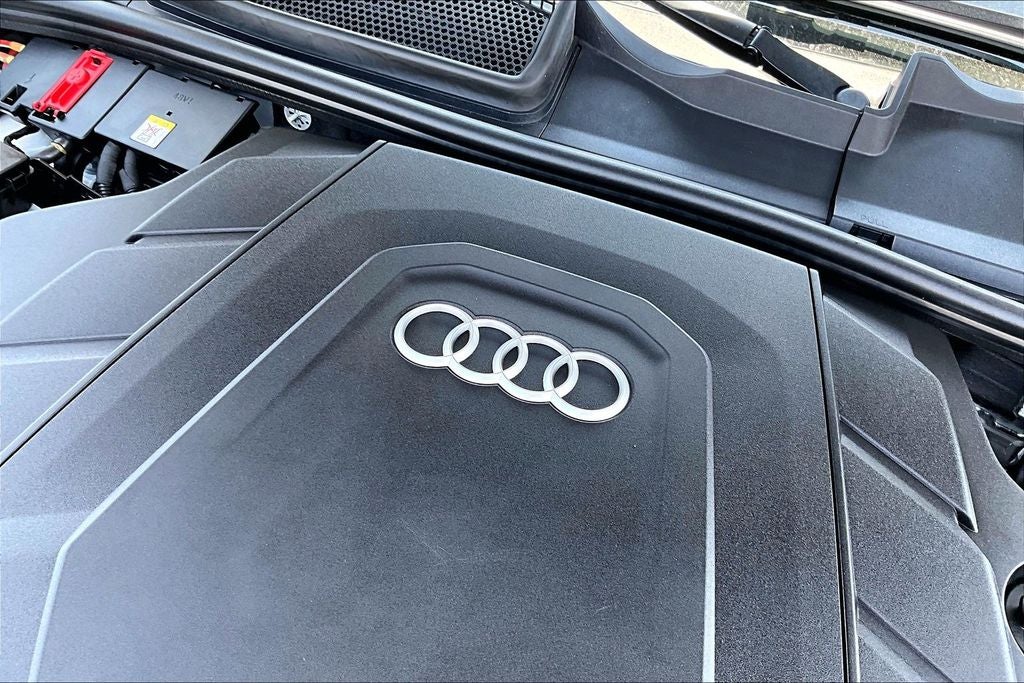 2023 Audi Q8 55 Premium Plus quattro