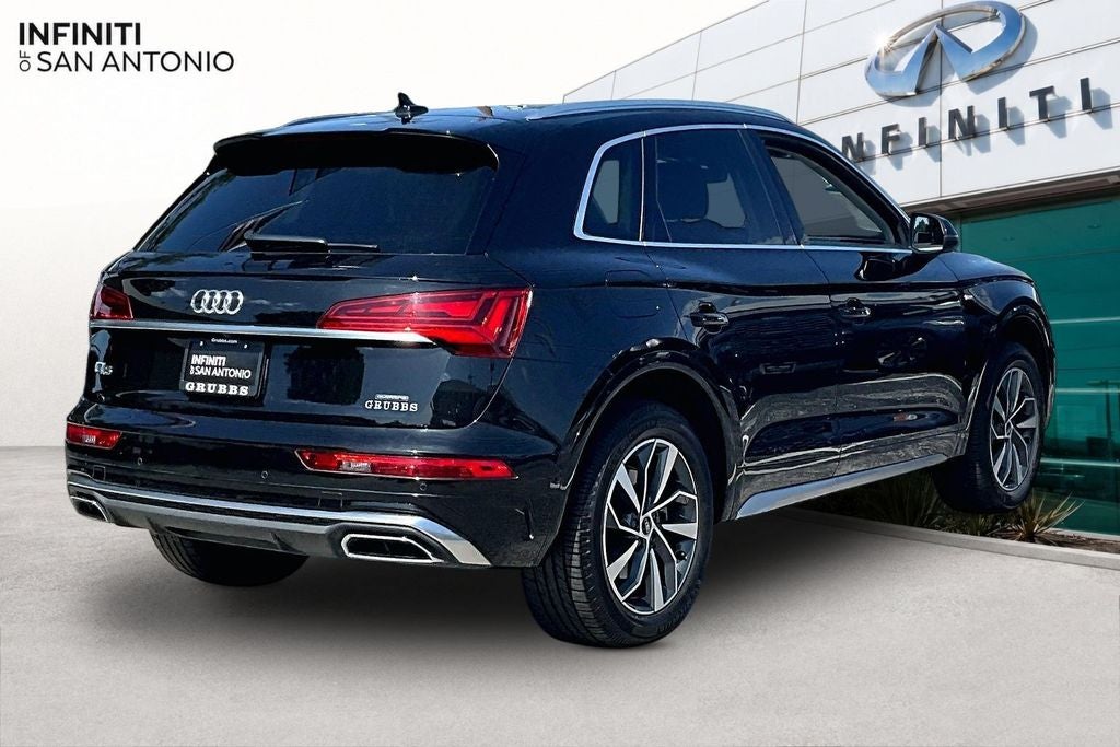 2023 Audi Q5 45 S line Prestige quattro