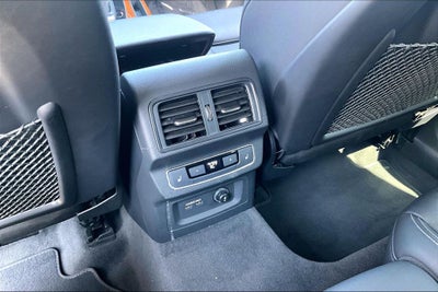 2023 Audi Q5 45 S line Prestige quattro