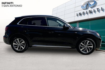 2023 Audi Q5 45 S line Prestige quattro