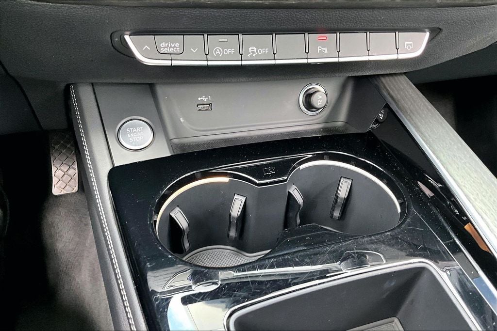 2024 Audi A4 45 S line Premium Plus quattro