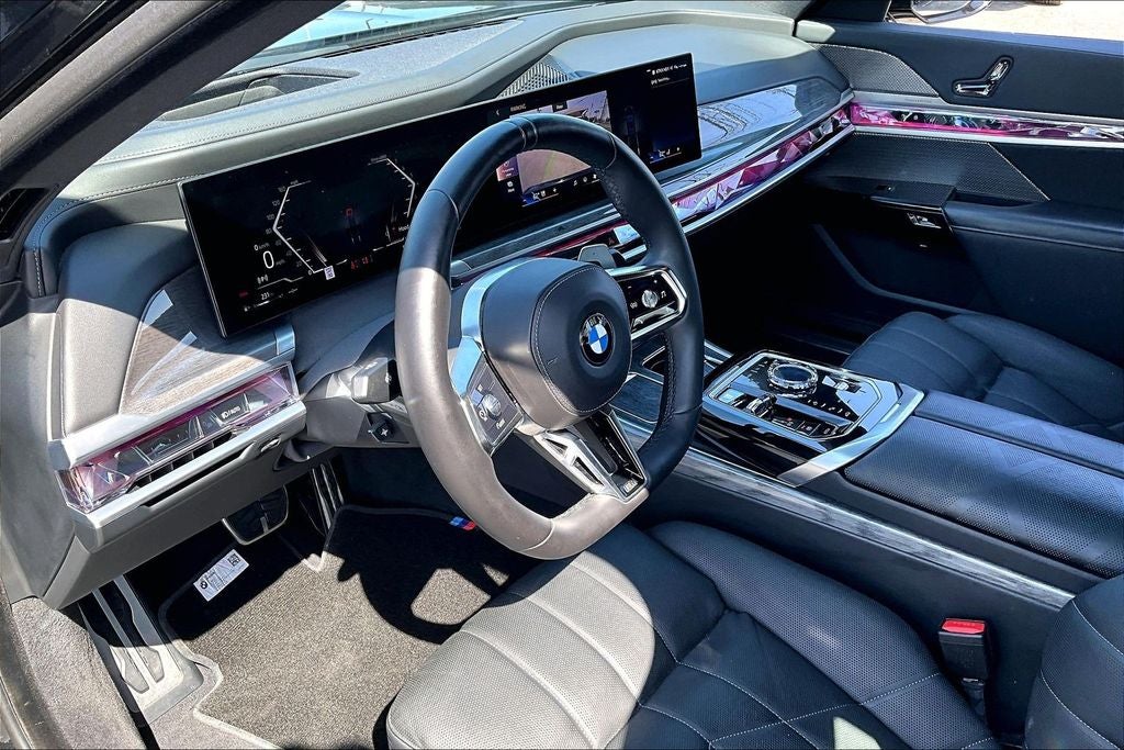 2024 BMW 7 Series 740i