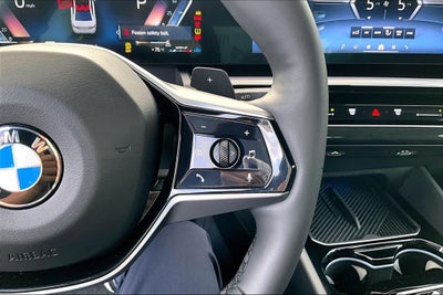 2025 BMW 5 Series 530i