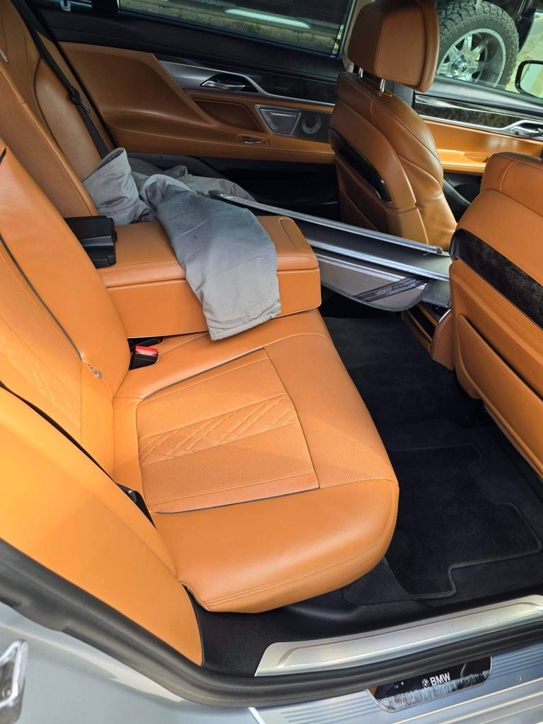 2017 BMW 7 Series 750i