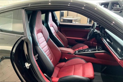 2025 Porsche 911 Carrera