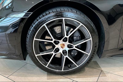 2025 Porsche 911 Carrera