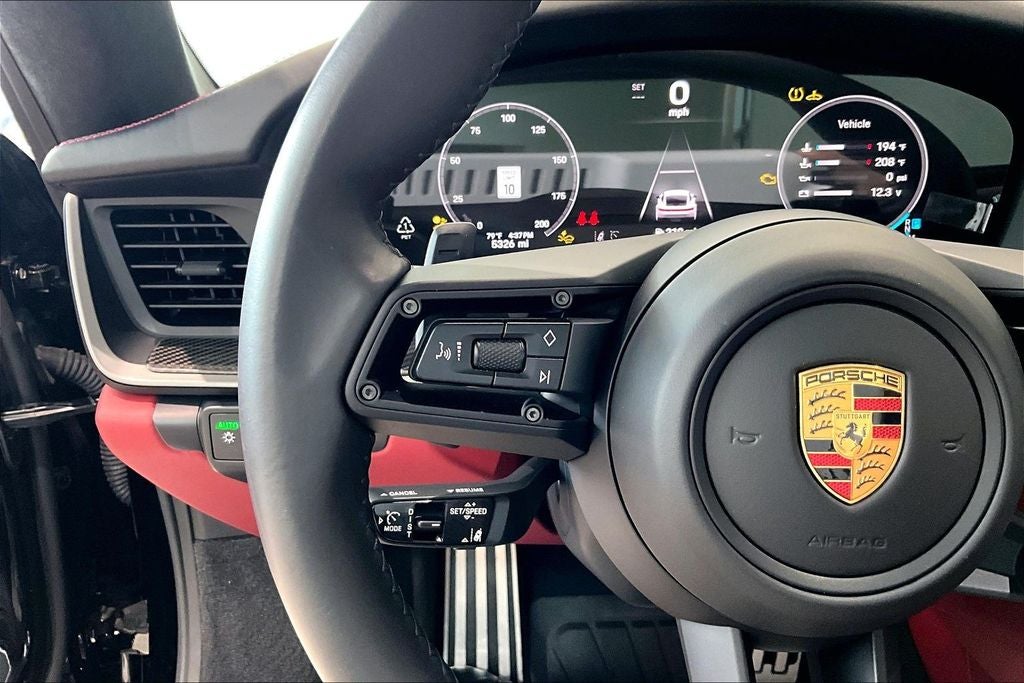 2025 Porsche 911 Carrera