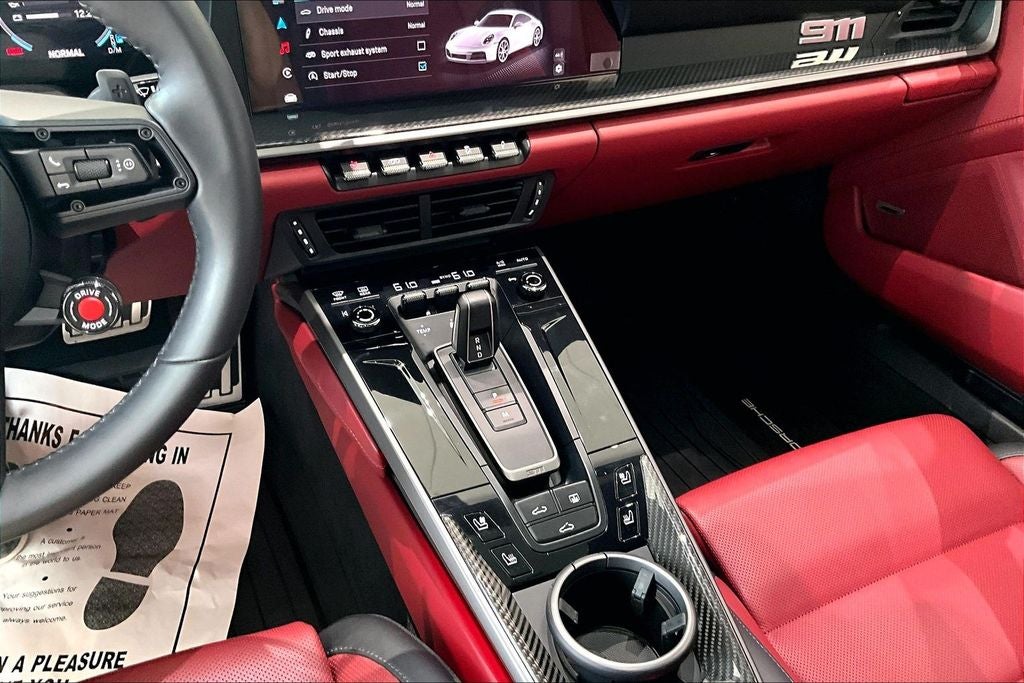 2025 Porsche 911 Carrera