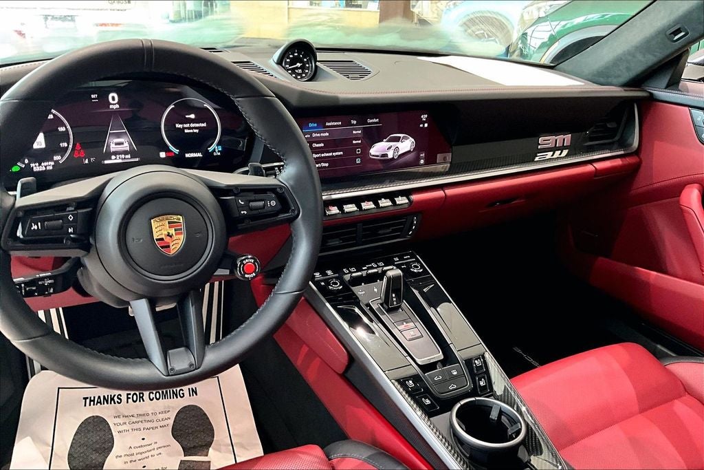 2025 Porsche 911 Carrera