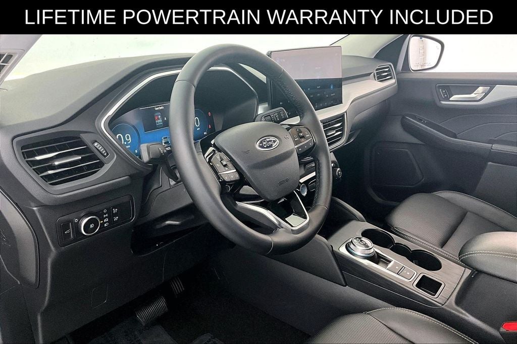 2025 Ford Escape Platinum