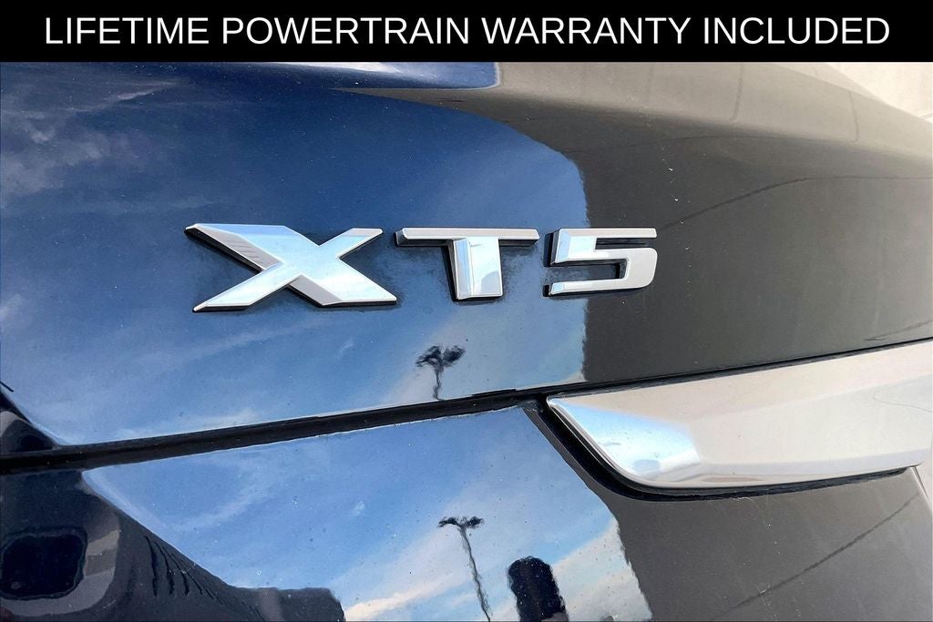 2021 Cadillac XT5 Premium Luxury