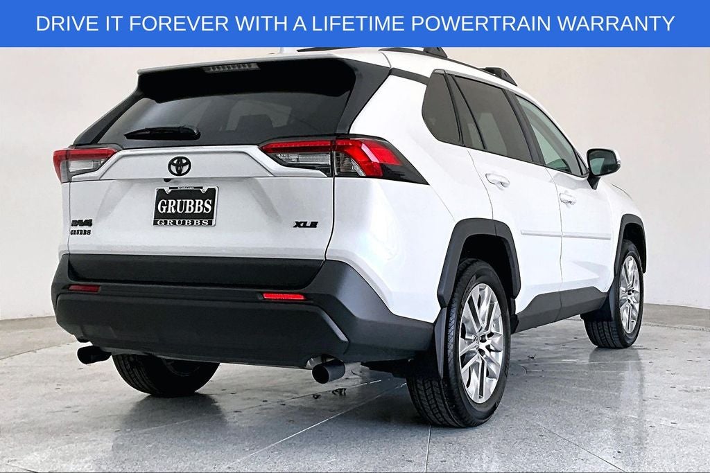 2025 Toyota RAV4 XLE Premium