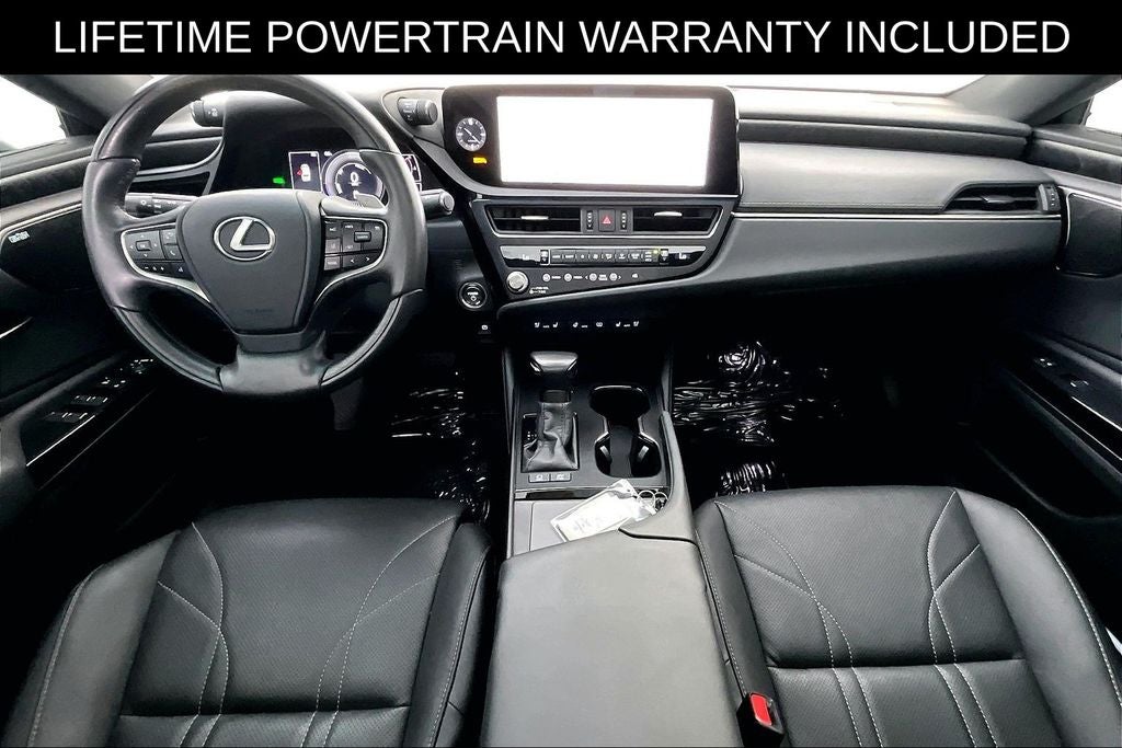 2025 Lexus ES 300h Luxury