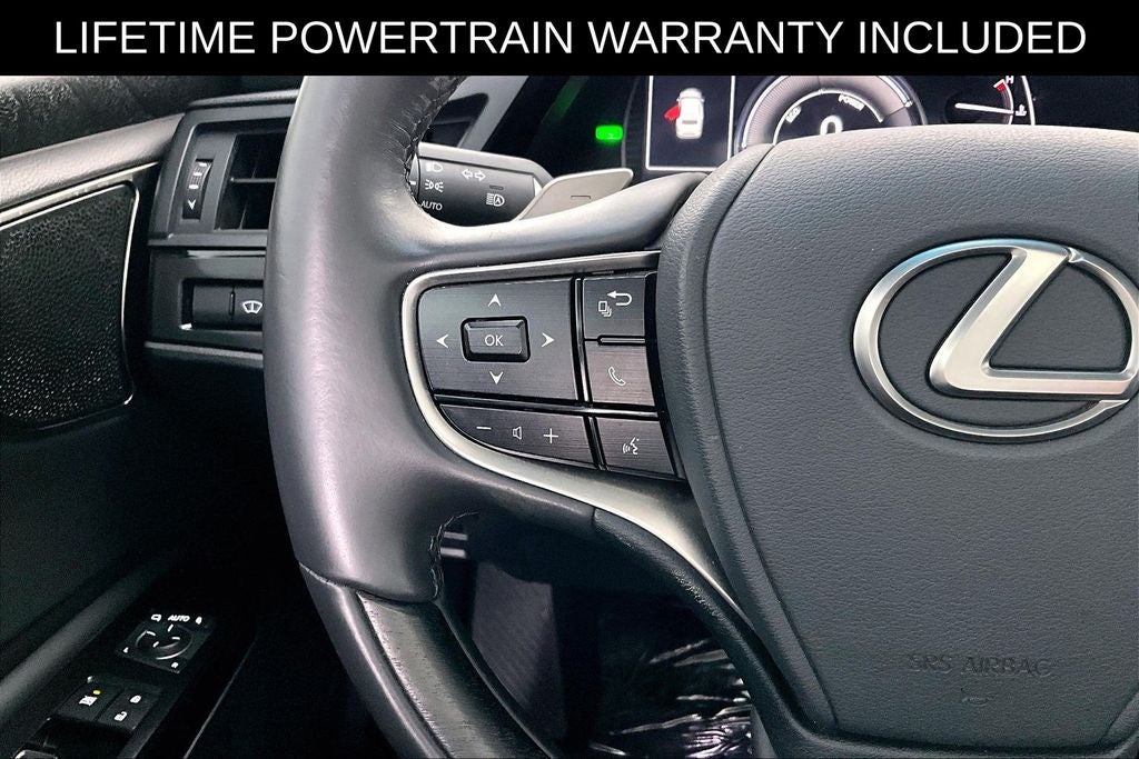 2025 Lexus ES 300h Luxury