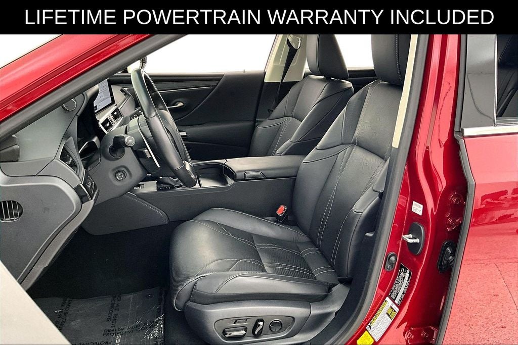 2025 Lexus ES 300h Luxury