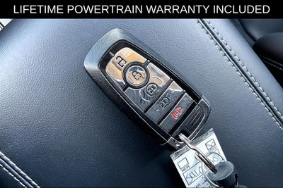 2025 Lincoln Corsair Premiere