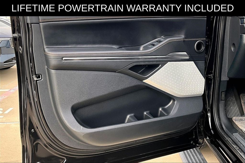 2025 Lincoln Navigator L Black Label