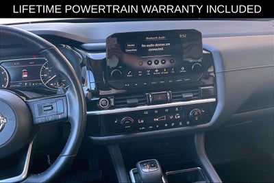 2023 Nissan Pathfinder SL