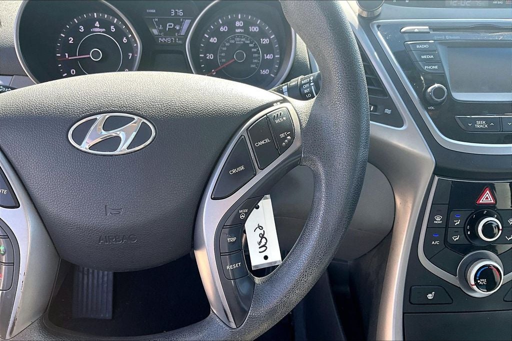 2014 Hyundai Elantra SE